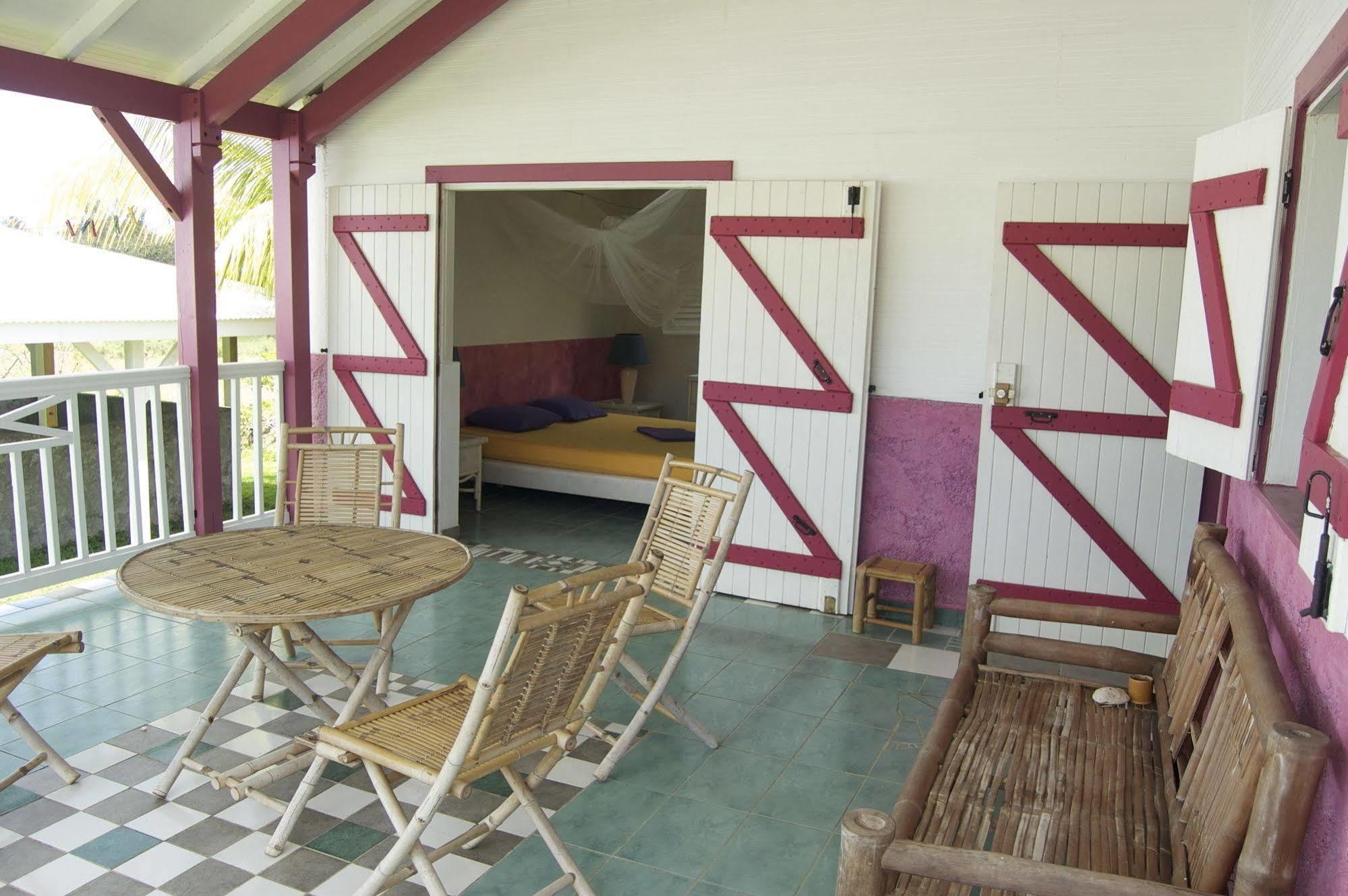 Gites Mosaiques Sainte-Rose Exterior foto